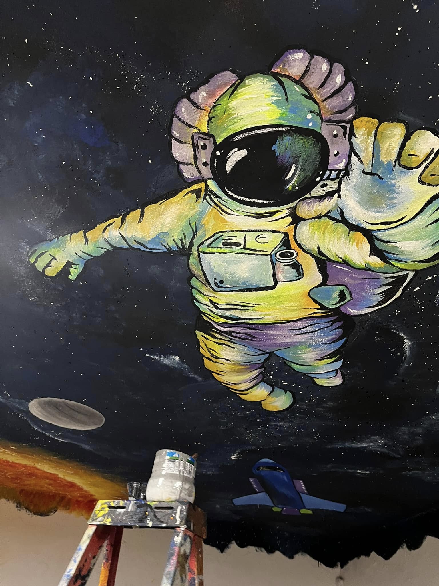 Astronauta en el espacio, mural de techo